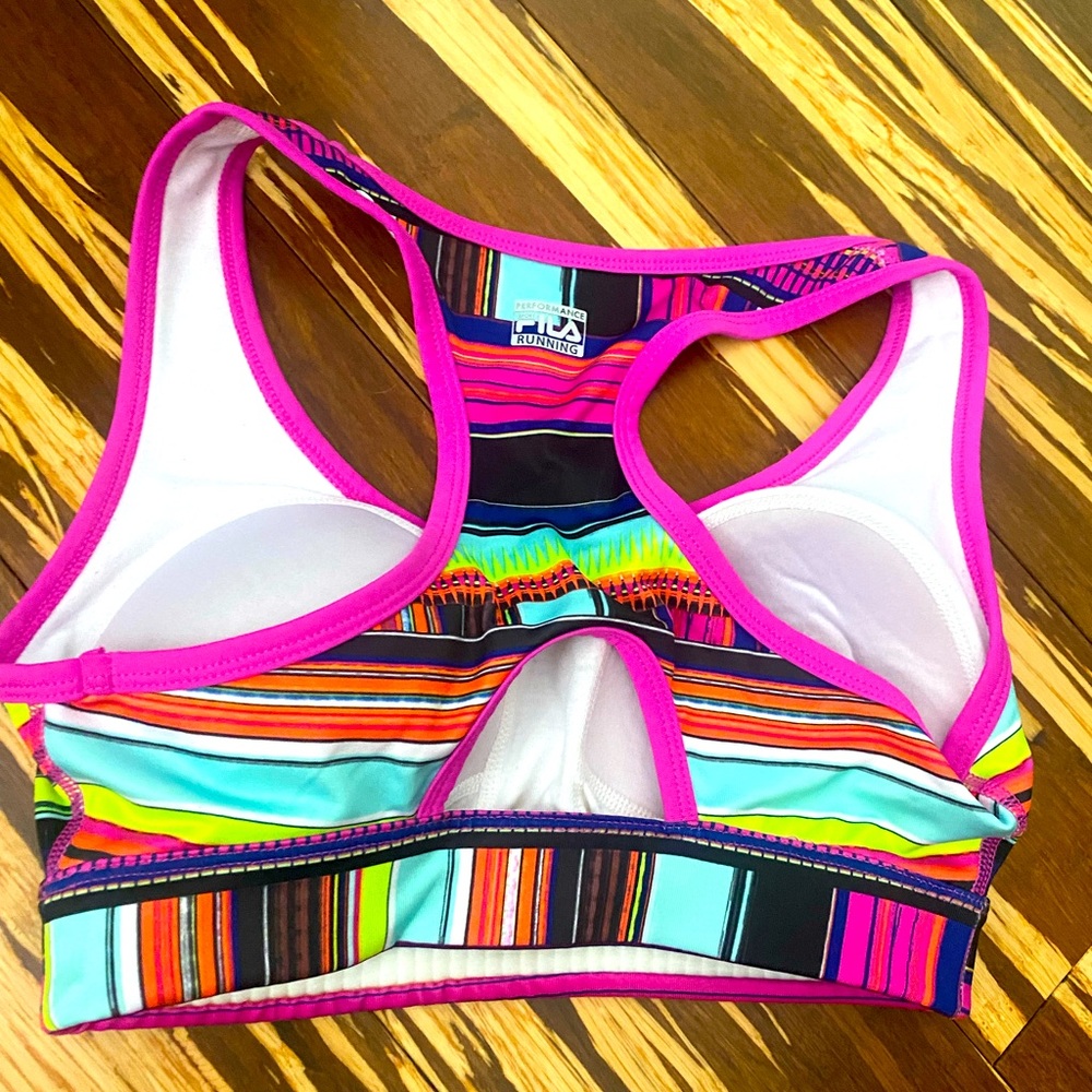NWOT FILA Workout Set - Picture 2 of 4